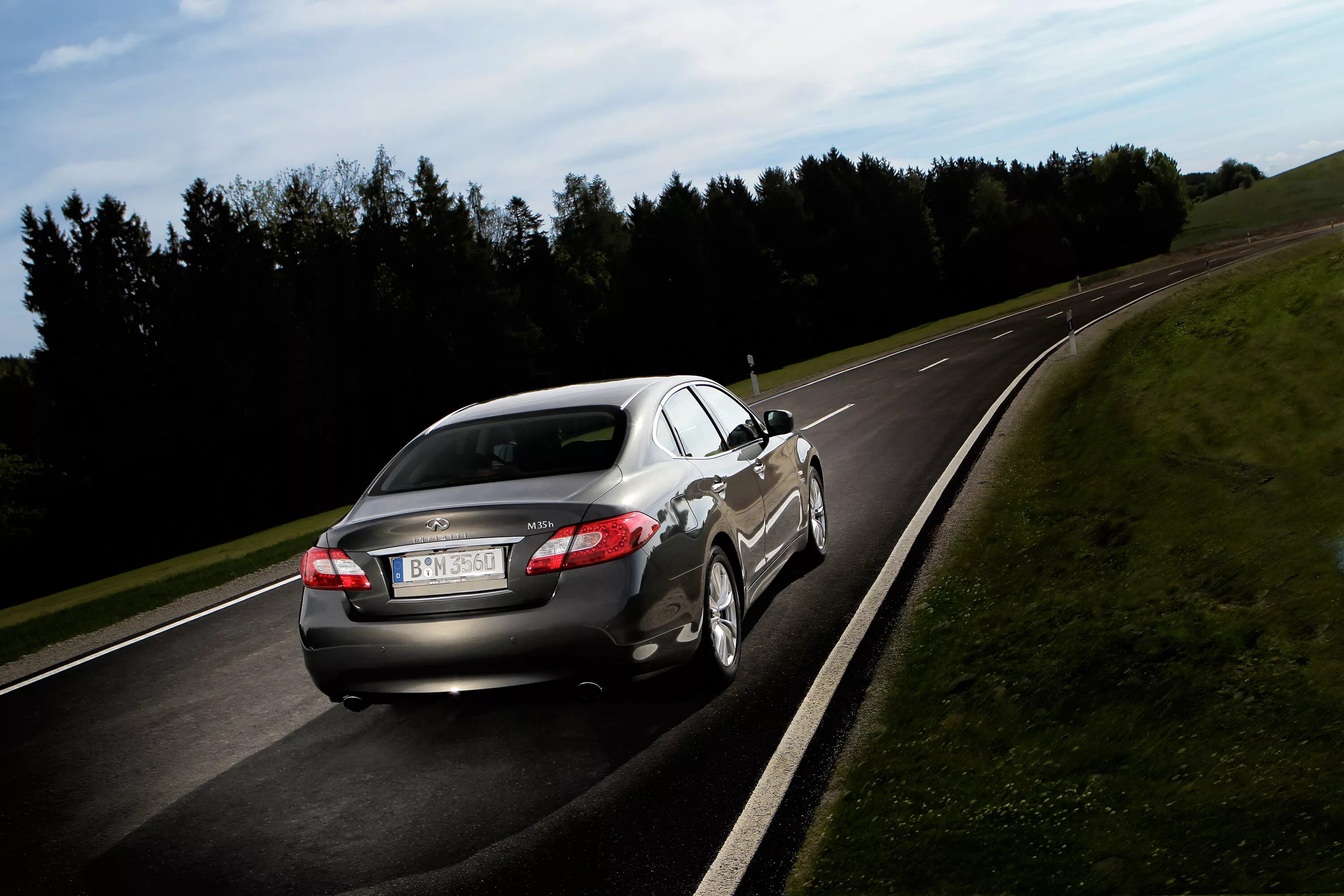 Car driving 2015. Инфинити m35. Infiniti m35 2015. Infiniti m35 2013. Infiniti m35 Wallpaper.