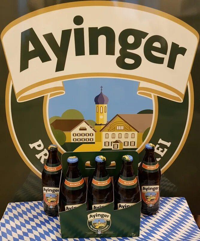 Пиво ayinger купить. Пиво Ayinger Lager. Айингер Хель. Айингер лагер Хелль. Пиво Ayinger Lager Hell.