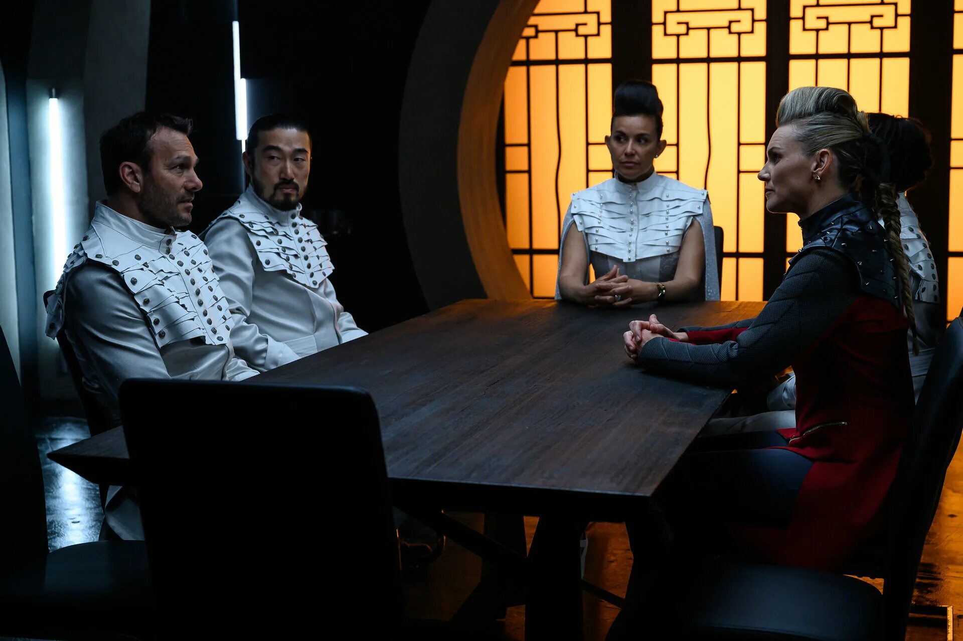 Крушение утопии. Крушение утопии : бруклин и сейдж. Крушение утопии. Утопия (2020)/utopia. Крушение утопии.