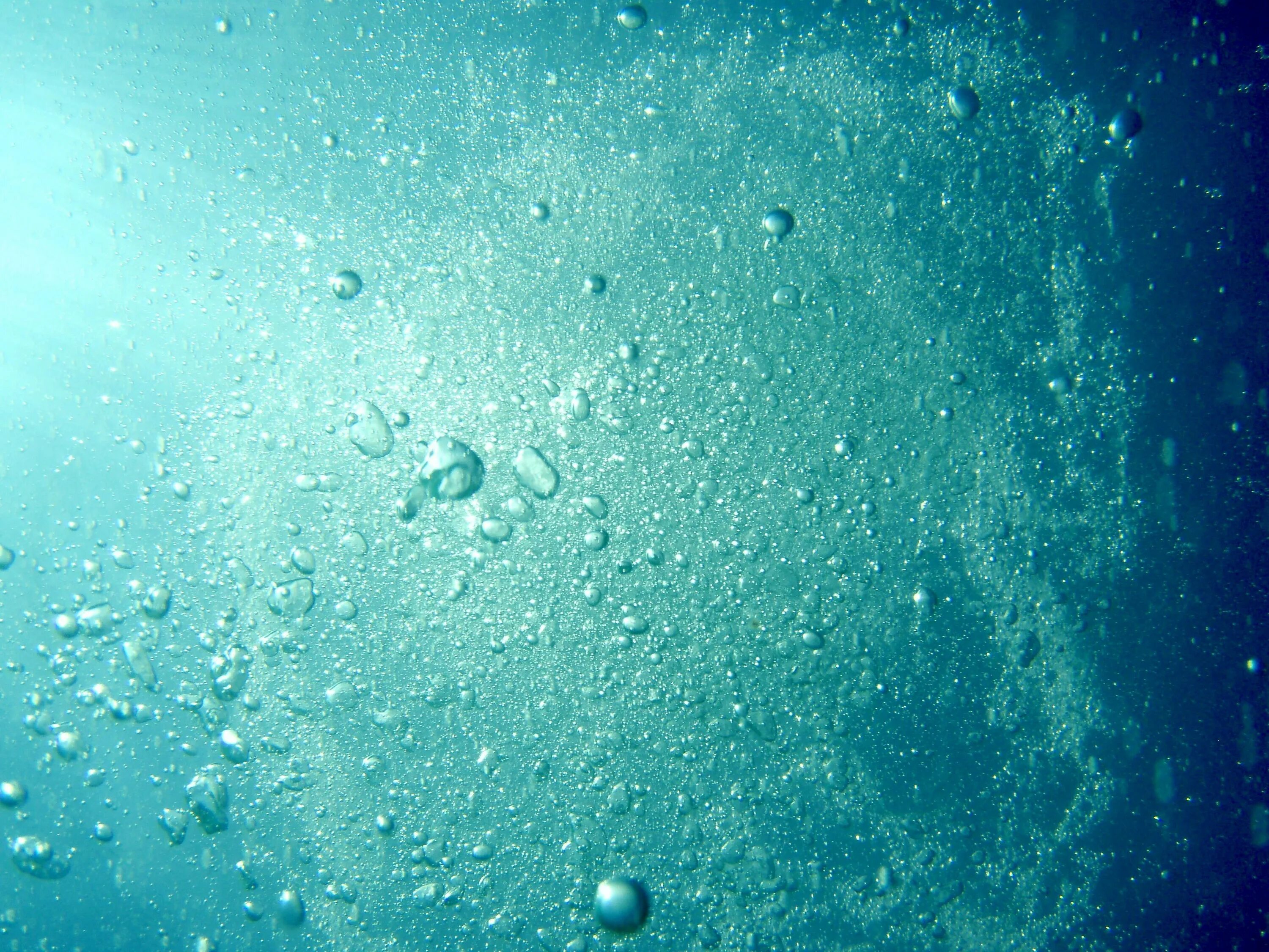 Пузырьки в воде. Пузырьки под водой. Пузыри на воде текстура. Вода фон.