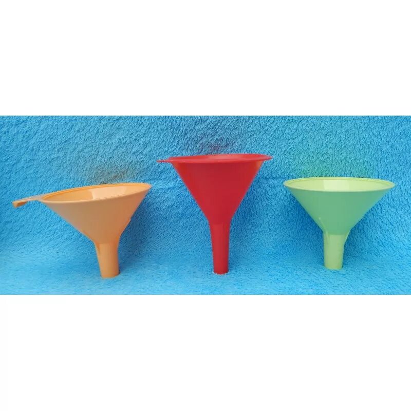 лейка для игры с водой и песком. кулёчек из бумаги для песка. воронка лов (насыпной вес песка). игрушка воронка. воронка скп 0129000.
