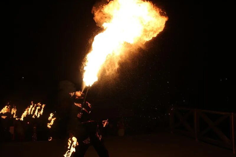 огненное фаер шоу. фаер на русском языке. метеор фаер шоу. Big 14. фаер на русском языке.