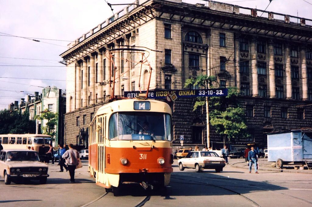 Ростов на дону 80 е годы. Трамвай ростова 1990. ростов на дону 80-е. трамваи ростов-на-дону 80-е годы. ростов на дону 1970.