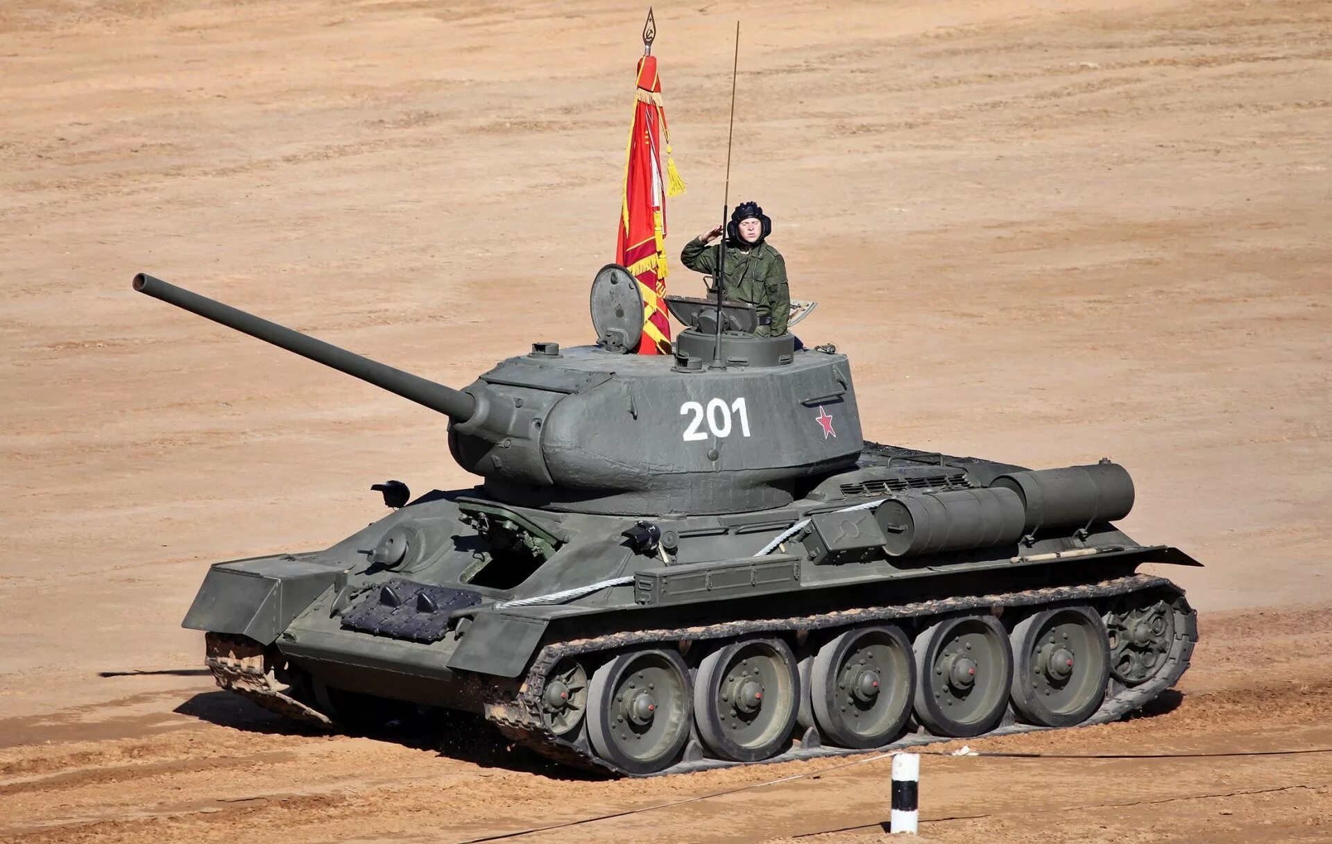 С 85 no 8. Танк СССР Т-34. Советский танк т 34. Танк т34. Танки СССР Т 34.