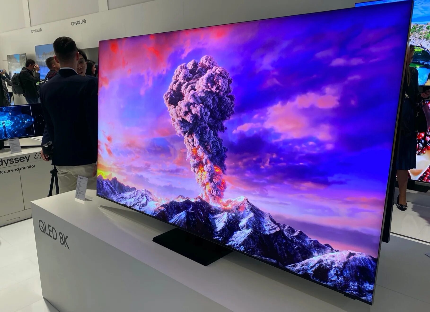 Samsung Neo QLED 8k. Телевизор Samsung QLED 75 дюймов. Samsung QLED 8k 2022. Телевизор lg qled