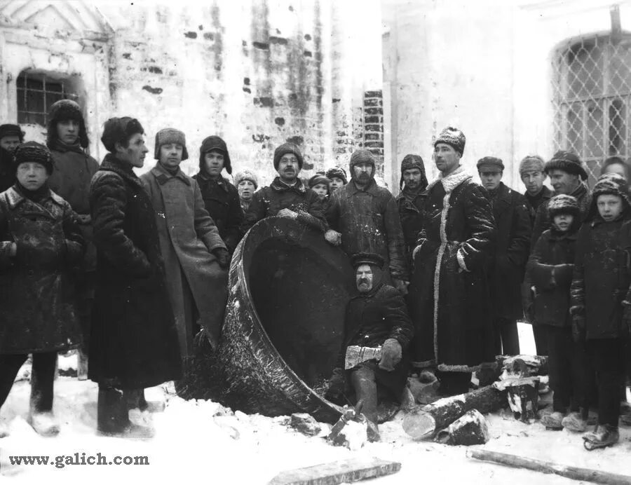 церковь в годы революции 1917. православная церковь в революции 1917. церковь в годы революции 1917. церковь 1917 в россии большевики. церковь в годы революции 1917.