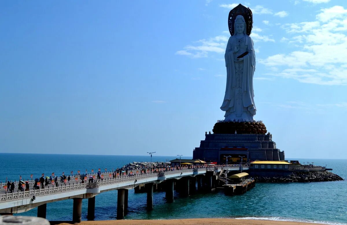 богиня гуань инь хайнань. иволгинский дацан презентация. центр буддизма 5. китай статуя богини гуаньинь. храм гуань инь хайнань.