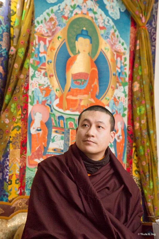 17 Кармапа карма Кагью. Кармапа традиция карма Кагью Тибет. Карма Кагью Монлам 2021 подношения.