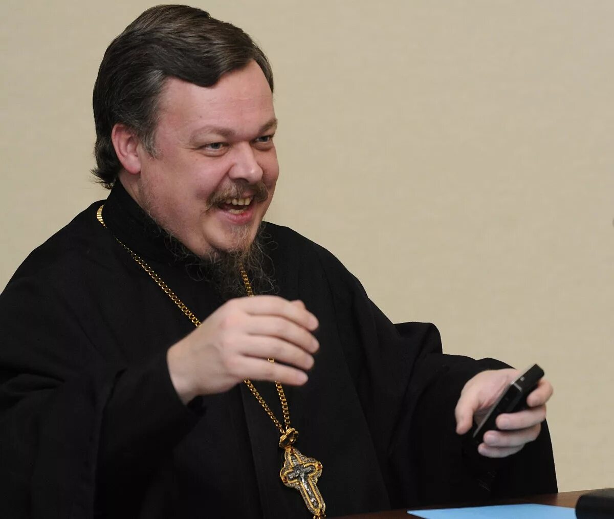 Священник бразерс. Священник мем. Мемы про священников. Батюшка. Священник мем.