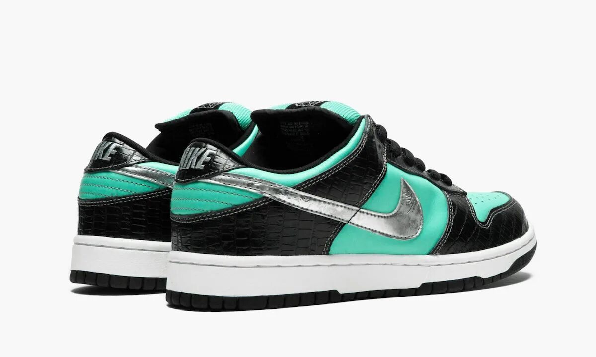 Nike тиффани. Nike SB Dunk Tiffany. Nike SB Dunk Low Pro. Nike Dunk Low x Diamond Supply co (2005). Nike SB Dunk Low Tiffany.