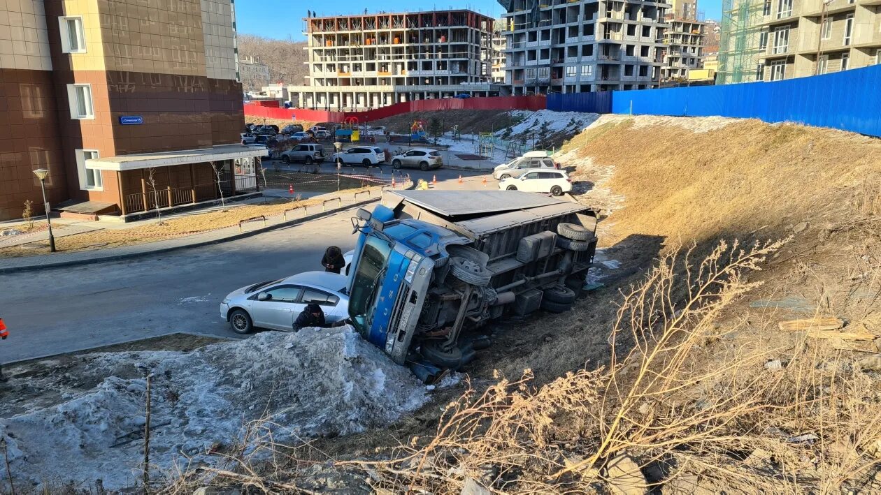 Владивосток машины. Без машины во владивостоке