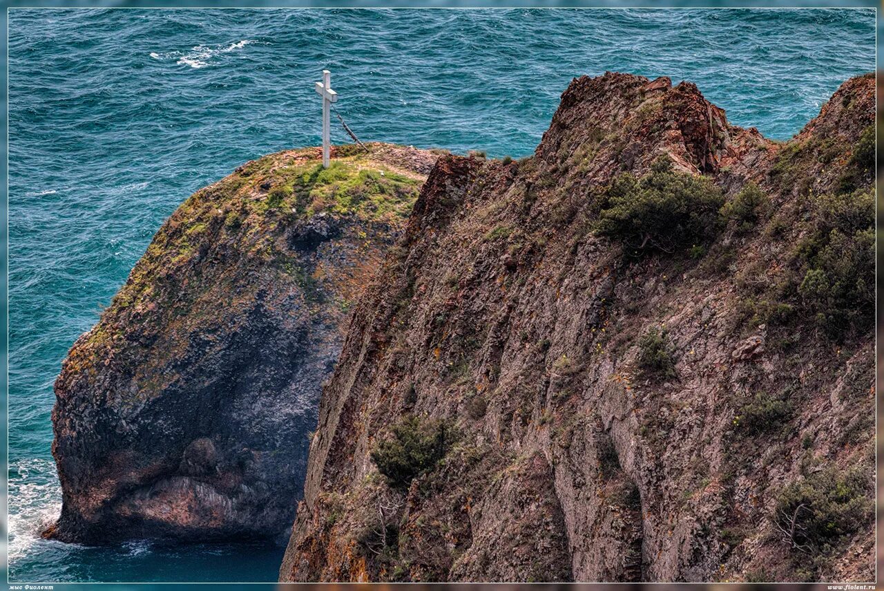 мыс фиолент крест на скале. севастополь скалы. фиолент мыс фиолент. скала святого георгия мыс фиолент. скала фиолент севастополь.