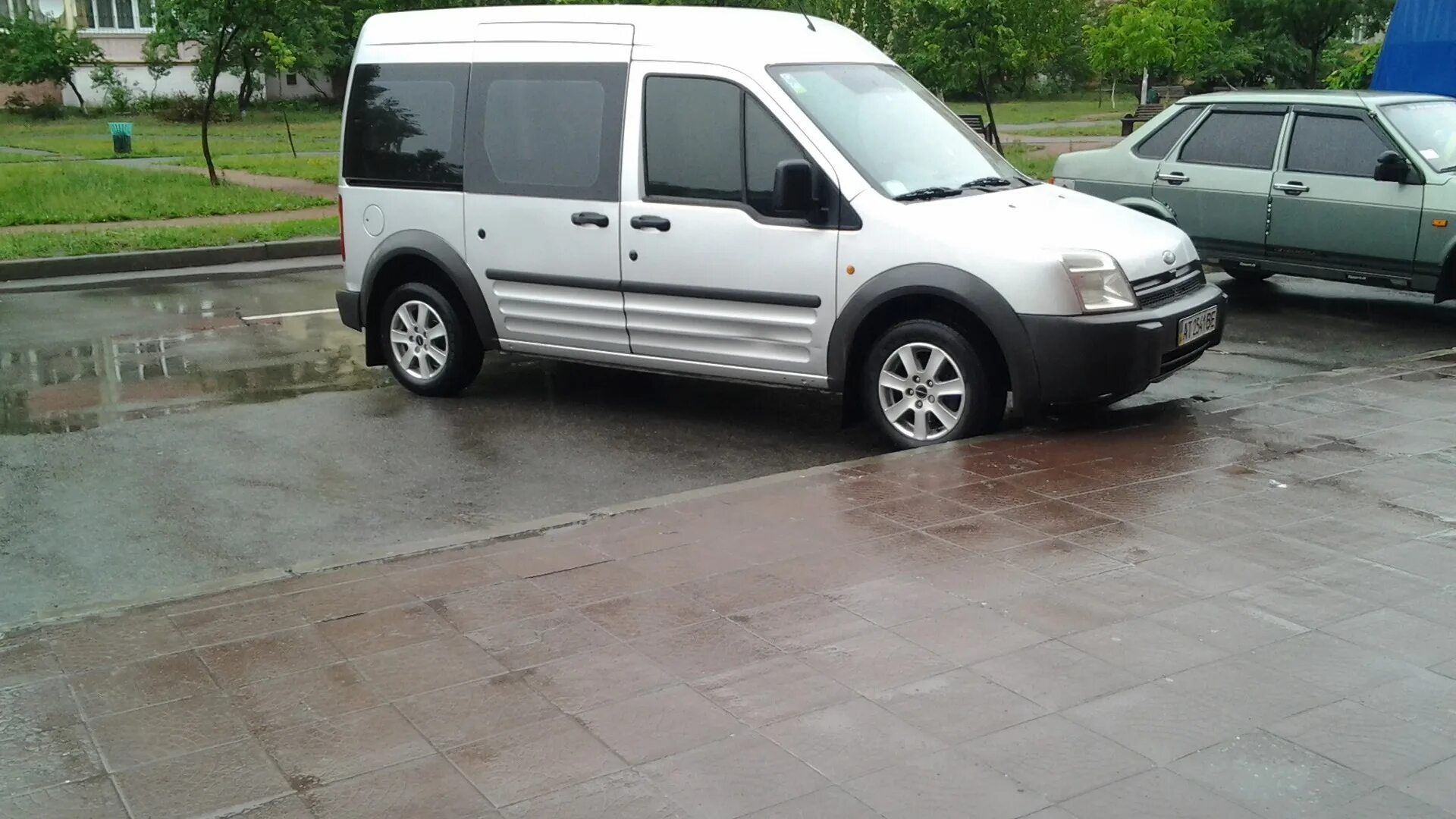 Отзыв форд коннект. Ford Transit connect 1.8 TDCI. Ford Tourneo 1.8 TDCI. Форд Транзит Коннект 2007. Ford Transit connect 2004 год.