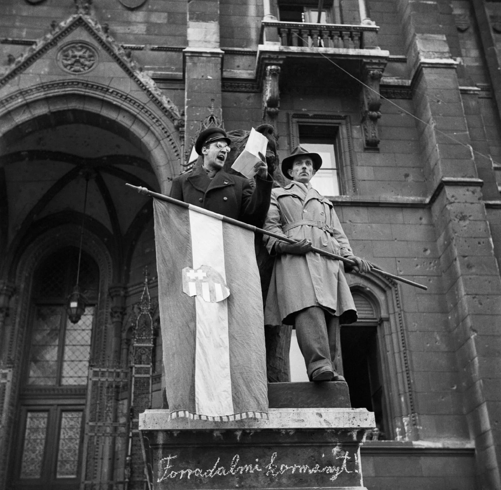 20 фотографий. Будапешт 20 век. Исторические фотографии. Черно белые исторические снимки.