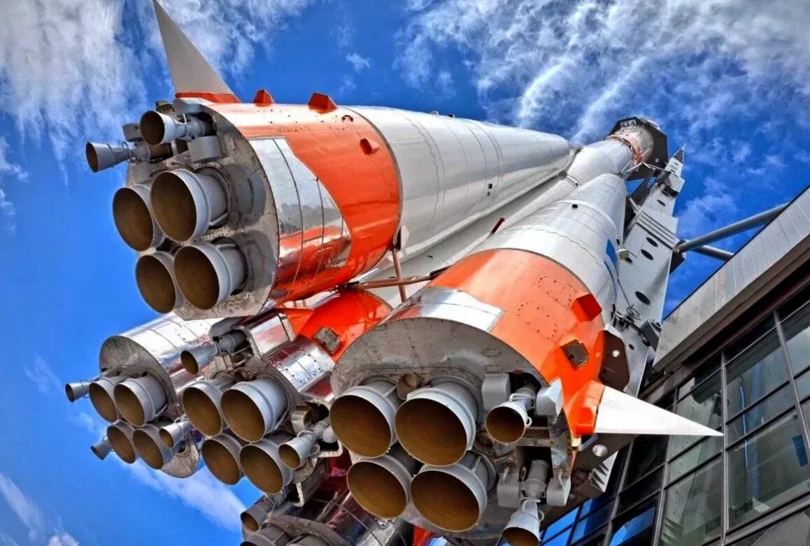 Создание ракетно космической техники. Космическая ракета. Аэрокосмическая отрасль. Ракетно-Космическая промышленность. Аэрокосмическая промышленность.