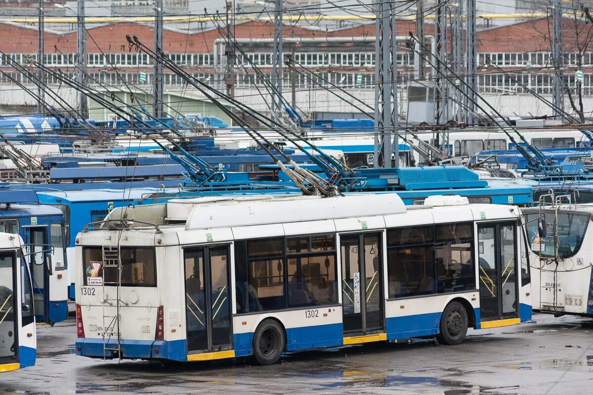 Троллейбусный парк сайт. Троллейбусный парк 2 Санкт-Петербург. Троллейбусный парк 1 Санкт-Петербург. Троллейбусный парк 3 Санкт-Петербург. 1 Троллейбусный парк Москва.