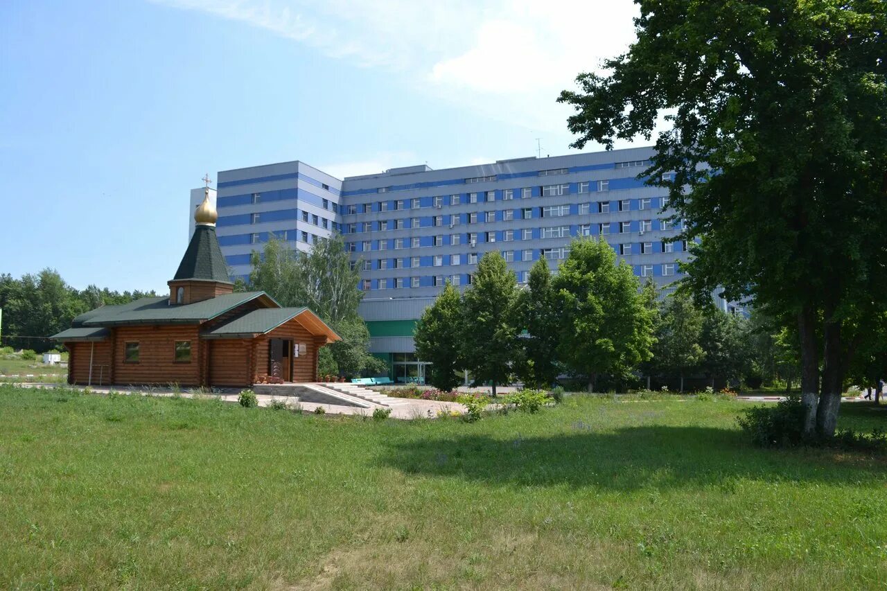 Лес больница старый. Городская больница 2 старый оскол ублинские горы. больница луки крымского старый оскол. храм святителя луки старый оскол. огбуз старооскольская окружная больница святителя луки крымского.