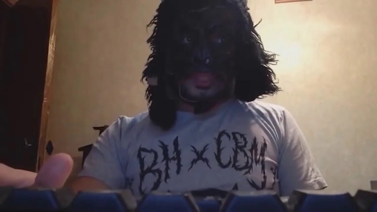 Первая песня паши техника