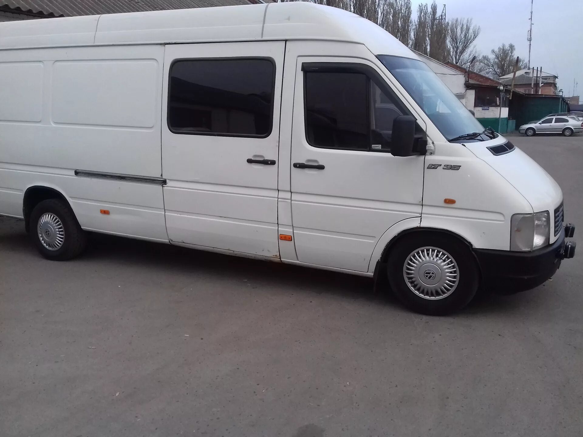 Фольксваген lt35. Фольксваген ЛТ 35. Volkswagen lt35 2020. Volkswagen lt 35 TDI 2006.