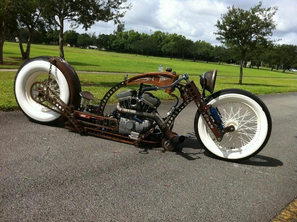 Аномалии custom. Рэт лук мотоцикл. Мотоцикл rat Rod. Рэт род чоппер. Хот род мотоцикл.