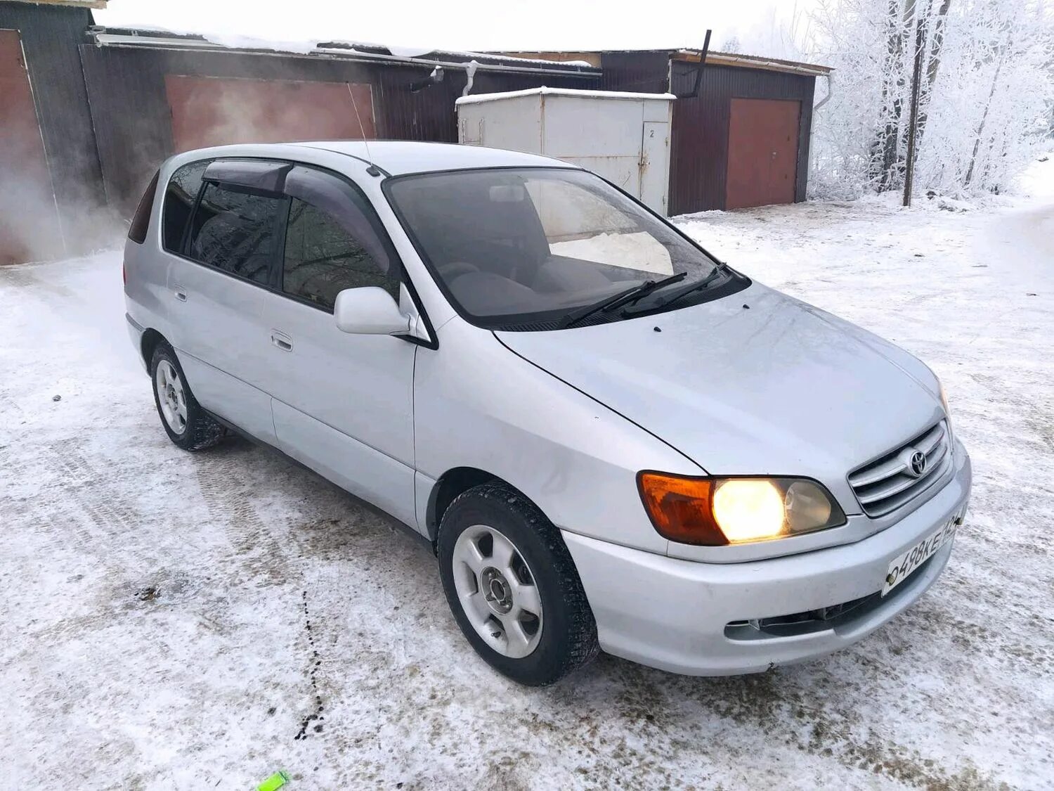 Тойота ипсум 99. Тойота ипсум 10 кузов. Ипсум 99 года. Тойота ипсум 1999г. Тойота ипсум 1999г.