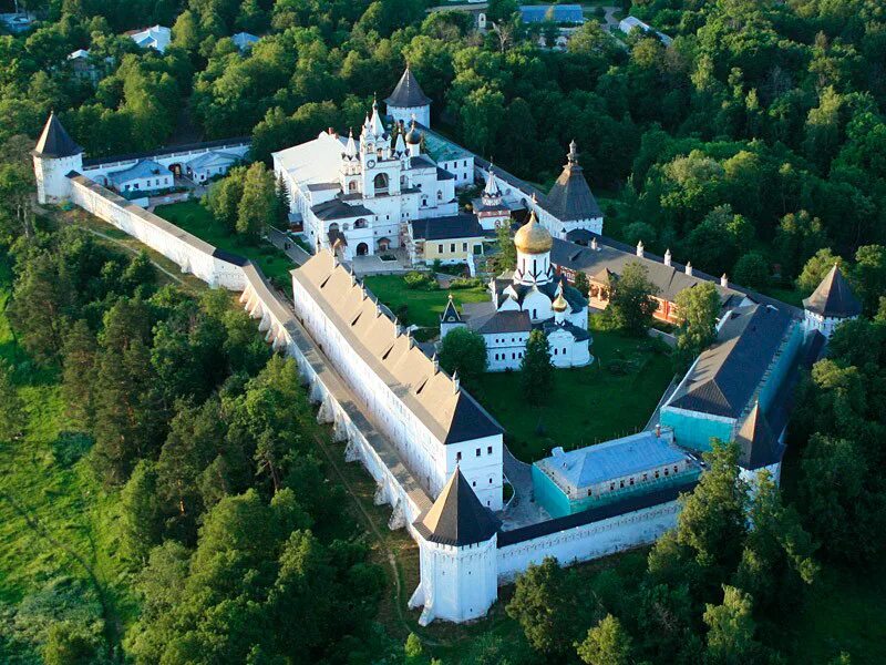 Сторожевский монастырь в Звенигороде. Звенигород Саввино Сторожевский. Звенигород монастырь Саввы. Савино-Сторожевский монастырь, Звенигород.