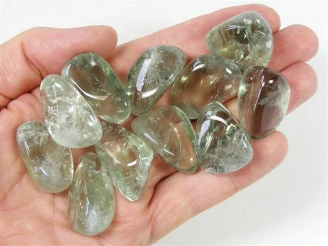 пpaзиoлит магические свойства. празиолит о камне знак зодиака. празиолит галтовка. кварц празиолит. празиолит необработанный.