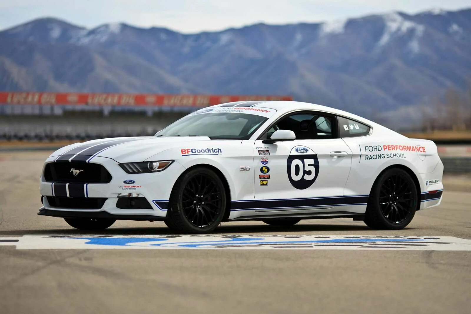 Форд рейсинг. Ford Performance. Форд перфоманс gt. Ford Performance Racing. Спортивное подразделение Форд.