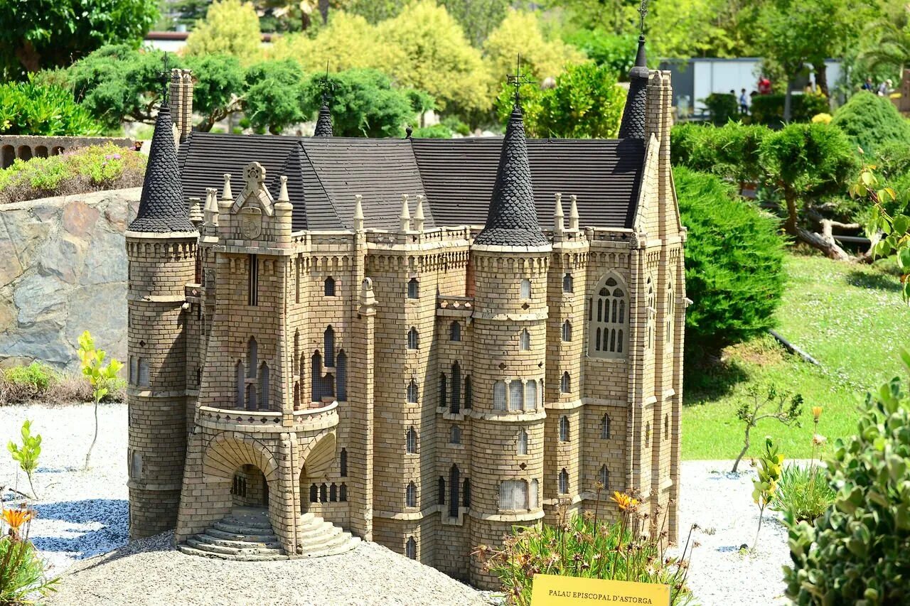 Дома замки построить. Stone Castle (каменный замок). Декоративный замок для сада. Мини замок. Декоративные мини замки.