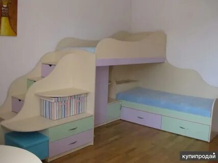 Угловая детская кровать