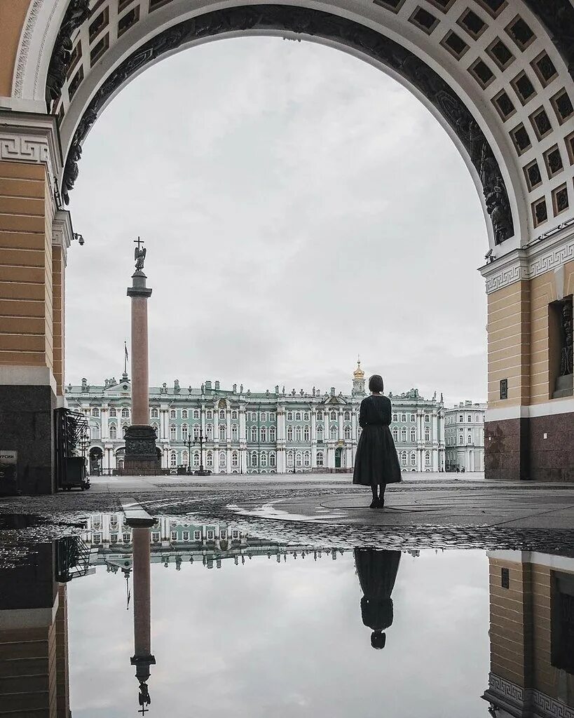 Дворцовая площадь в Санкт-Петербурге. Питер Дворцовая площадь Эстетика. Эрмитаж Дворцовая площадь. Идеальные дни спб