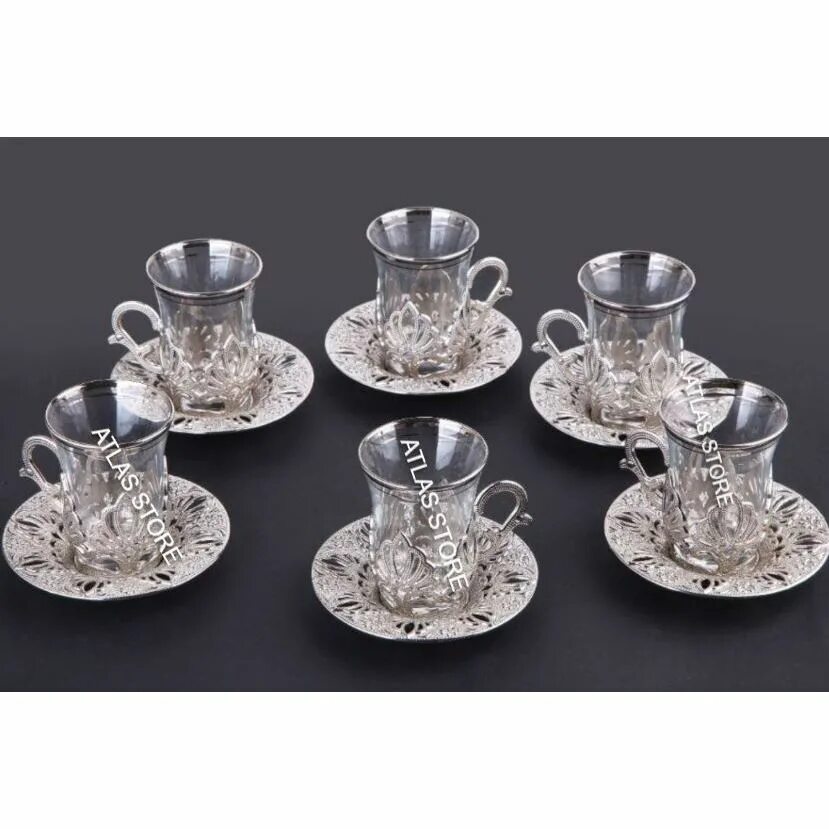 Турецкий кофейный сервиз. Караса хоум турция сервизы чайные джунгли. Армуды для чая турецкие. Столовый сервиз "simply remono. Кружки для чая с серебристым узором.