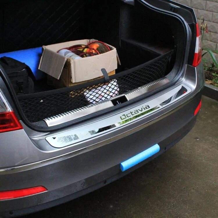 Крышка багажника mitsubishi outlander 3. Крышка багажника mazda cx-5 2014. Крышка багажника renault 9010 087 32r. Бампер багажника. Peugeot 308 отражатель заднего бампера.