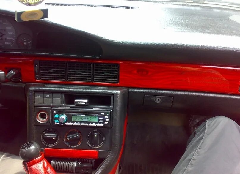 Audi 100 c3 салон. Audi 100 1994. Ауди 100 с3 салон. Ауди 100 салон. Audi 100 c3 quattro универсал.