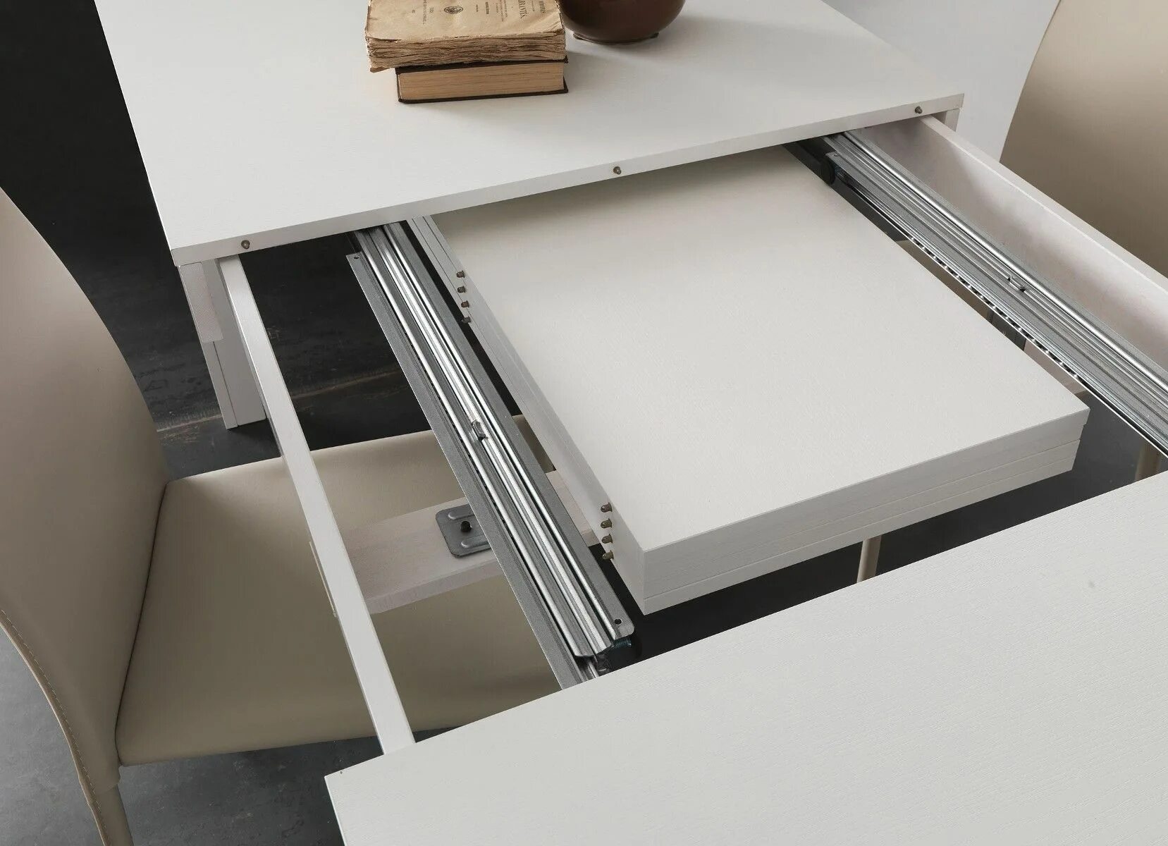 Выдвижная ножка. System / Extendable Table. Link Extendable Table. Art. 647 Gaudì di la Seggiola by l.s. Factory SRL. Extend system