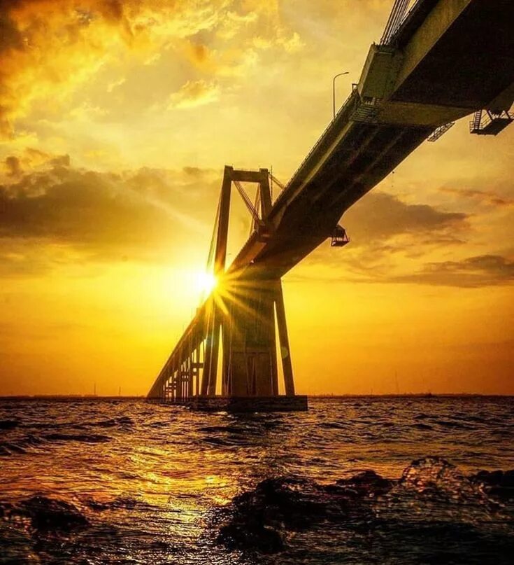 Жаркое солнце маракайбо. Маракайбо. Мост Маракайбо. Maracaibo Venezuela. Maracaibo Love.