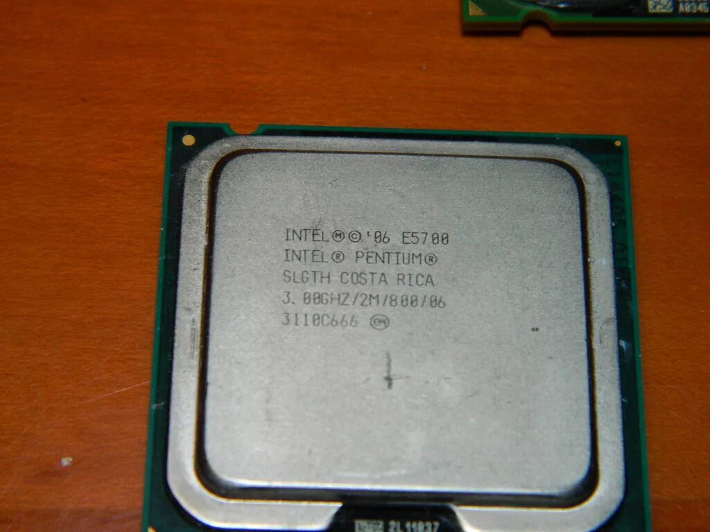 Intel Celeron 420. Celeron 2.40. Процессор Intel® Pentium® 4 516 Costa Rica. Intel Pentium SLGTH Costa Rica 3. 00ghz/2m/800/06 3107b608.