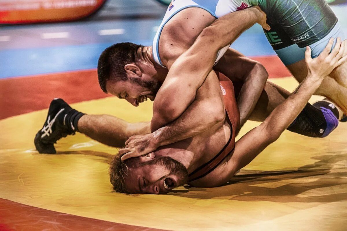 Школа боевых искусств. Смешанные боевые единоборства мма. Безопасные единоборства. Грэпплинг. Боевое джиу-джитсу приемы.