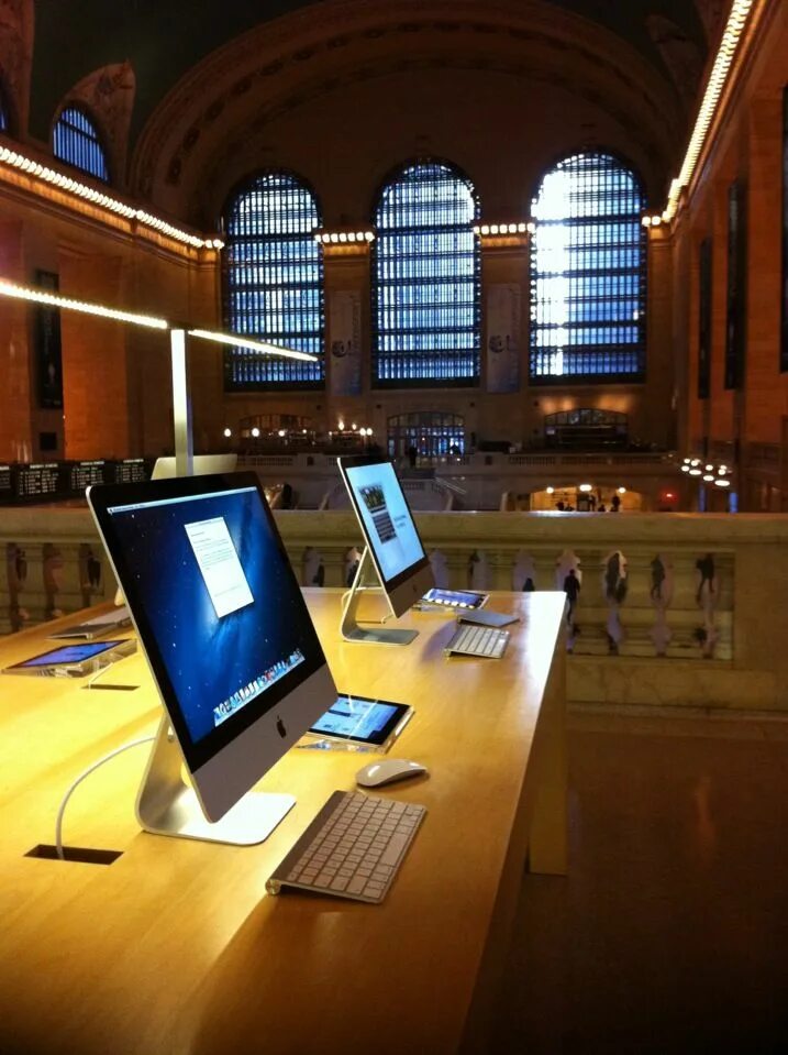 Apple store ipad. Офис apple. компания apple внутри. эппk стор на централ вокзале ym. qjhr. казино вавада эпл стор.
