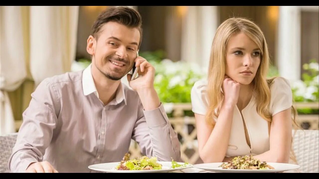 Second date is dating. Первое свидание подростков. Second date is dating. Парень и девушка в кафе. Second date is dating.