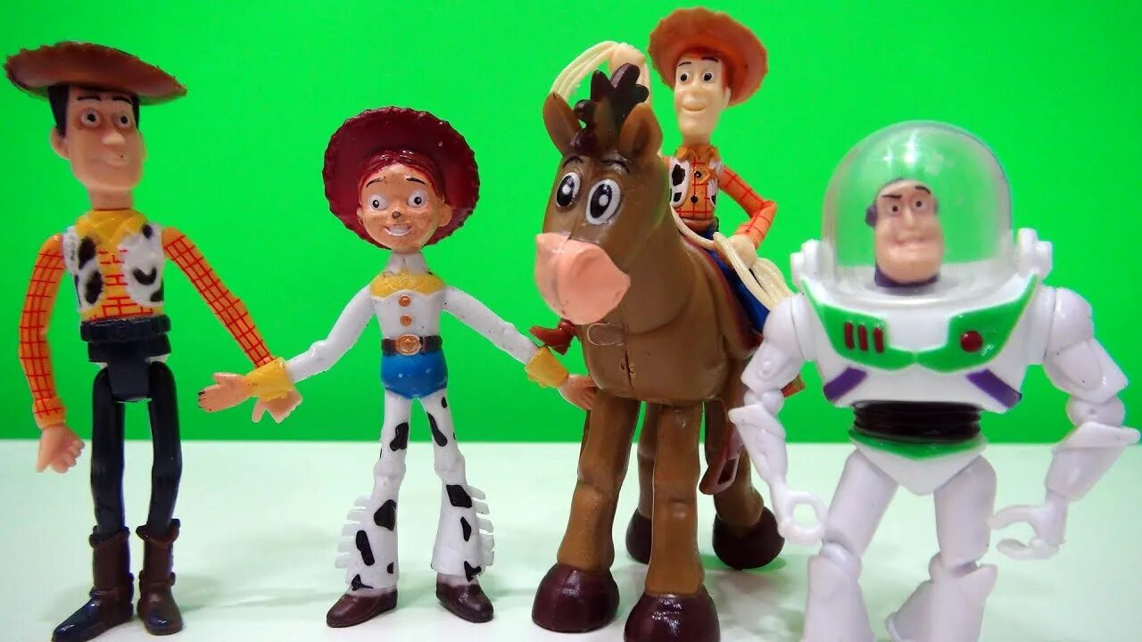 Toys review. Джесси Вуди Базз. Джесси и Буллзай Toy story. Побег игрушек персонажи база Вуди Джесси. Toy story 3 Jessie.