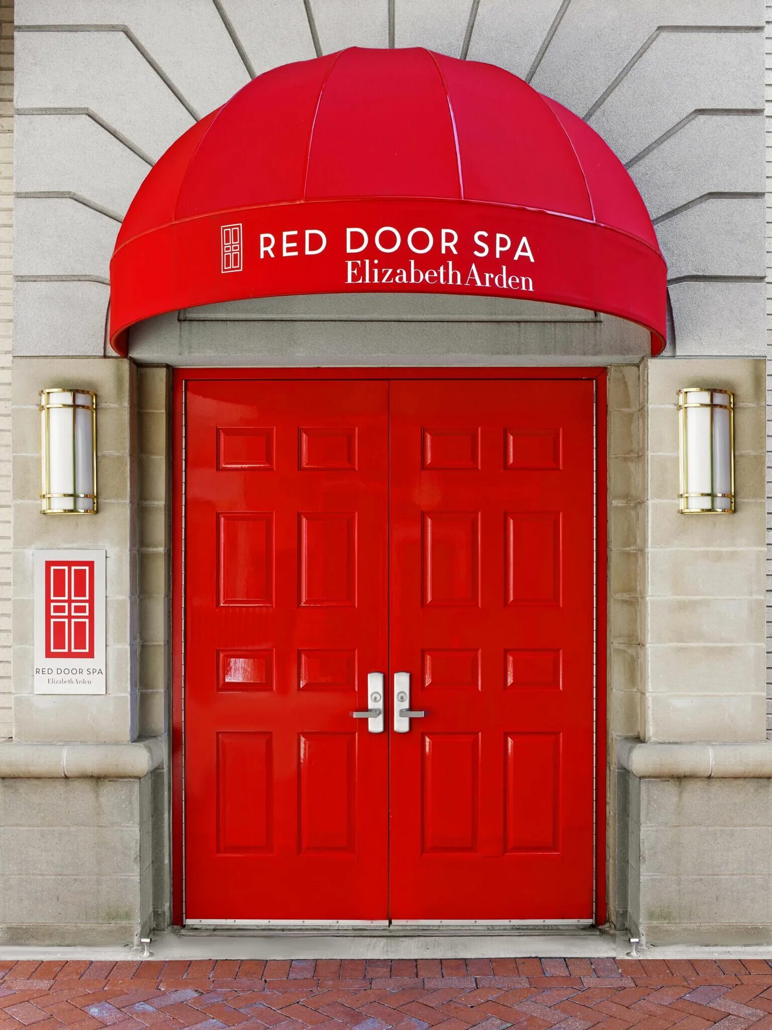 Red Door Salon Элизабет Арден. Красная дверь Элизабет Арден салон красоты. Elizabeth Arden Red Door. Красная дверь.