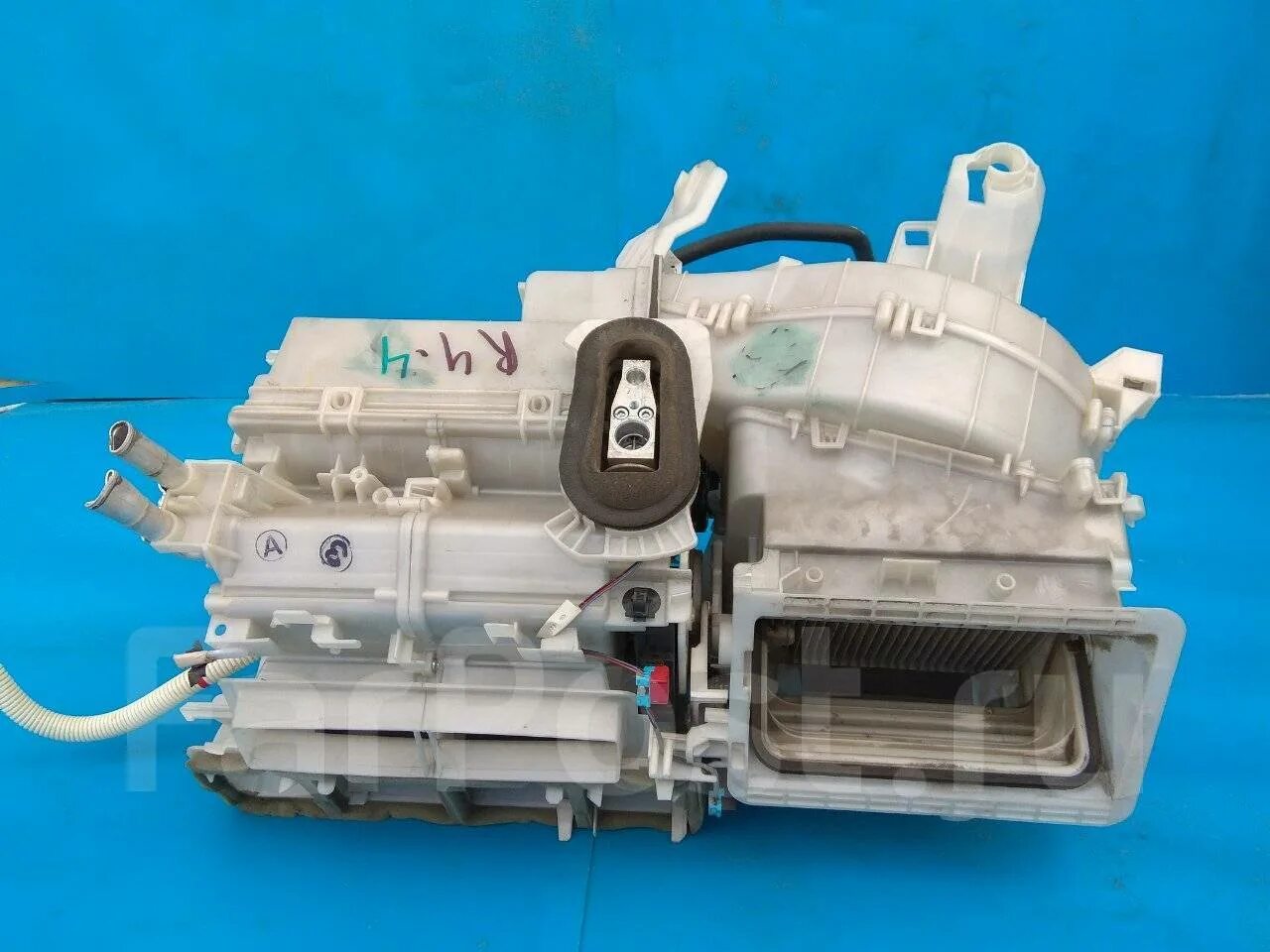 печка рав 4. 8705012410 корпус отопителя toyota toyota rav 4 2006-2013. корпус печки тойота рав 4 2007 8705012410. печка рав 4 4 поколения. печка рав 4 4 поколения.