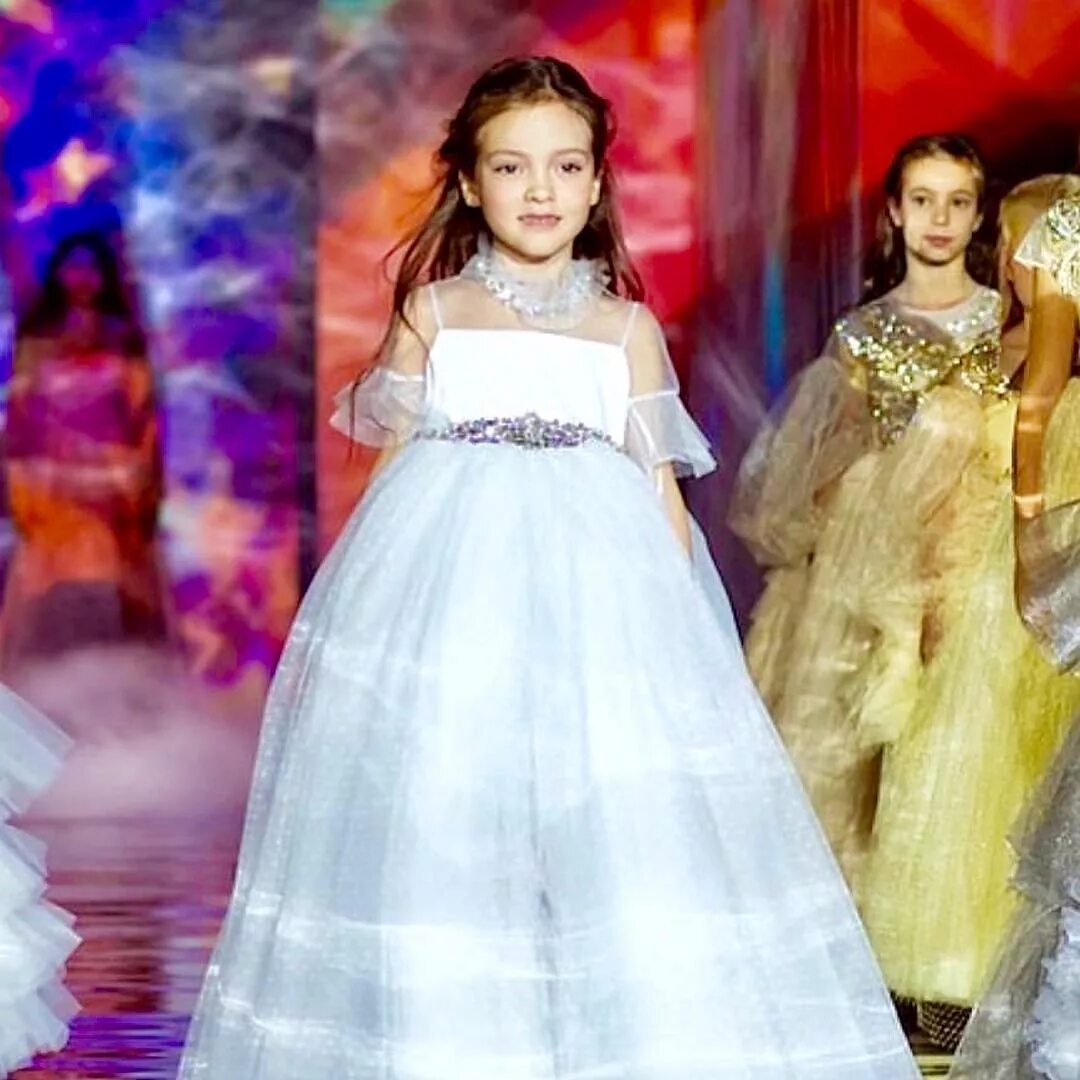 Дочь филиппа киркорова алла-виктория. Аллы виктории киркоровой. Аллы виктории киркоровой. Дочь филиппа алла виктория. Аллы виктории киркоровой.