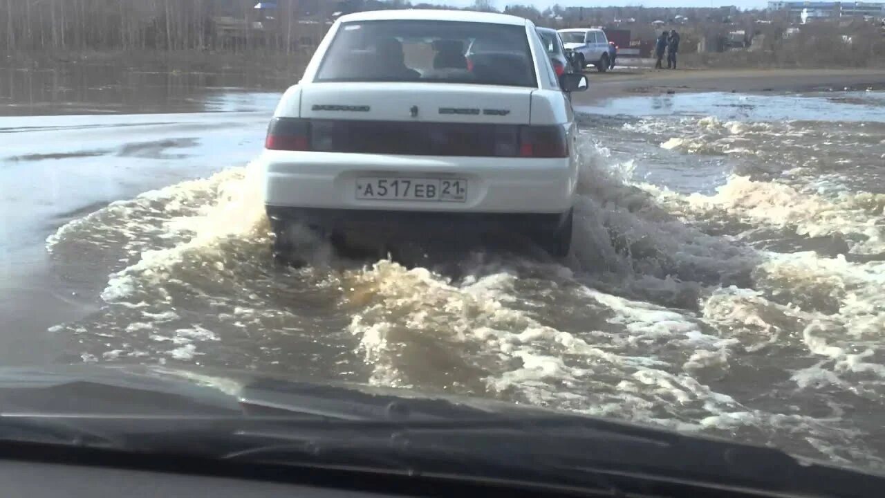 Уровень суры алатырь. Разлив реки Алатырь. Алатырь 2012 половодье Подгорье. Алатырь разлив Суры. Разлив на Суре.