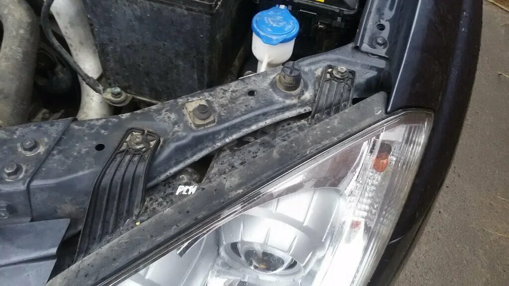 как снять фару саньенг