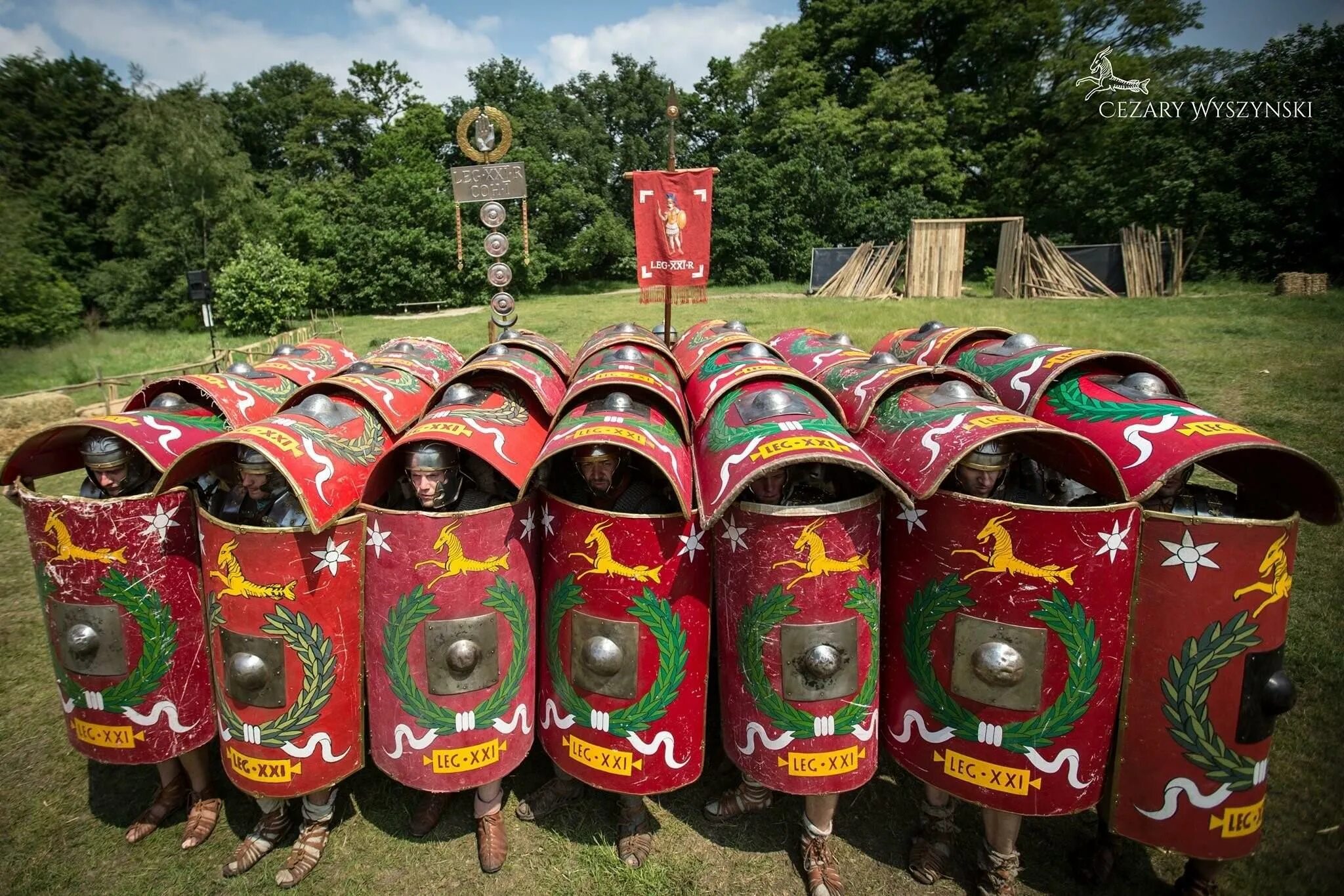 Построение черепаха. Римская когорта черепаха. Testudo Римская армия. Римский Легион черепаха. Римская Империя солдаты черепаха.