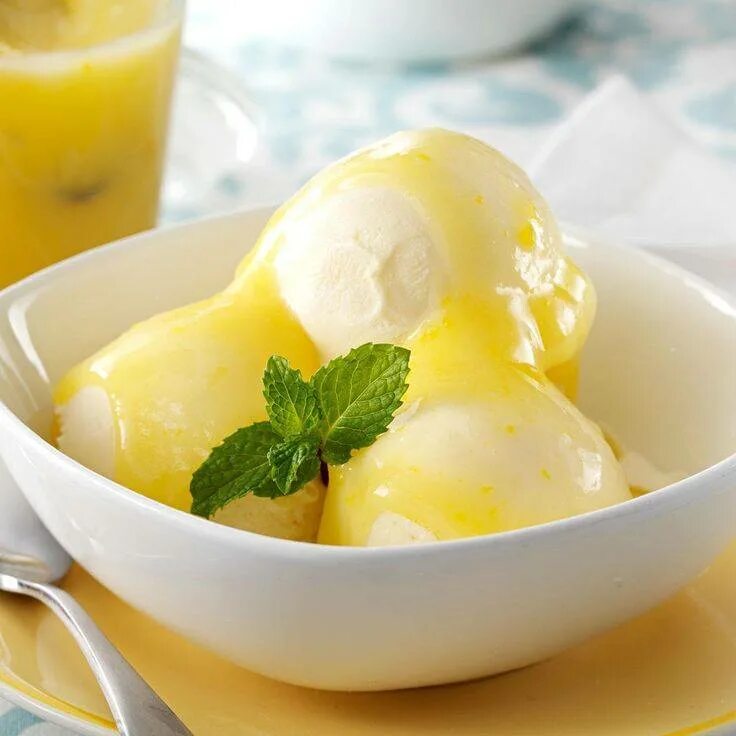 Сливки взбитые лимонные. Лимонный пирог наивкуснейший. Сливочный лимон. Мороженое лимонное джелато. Лимонное парфе.