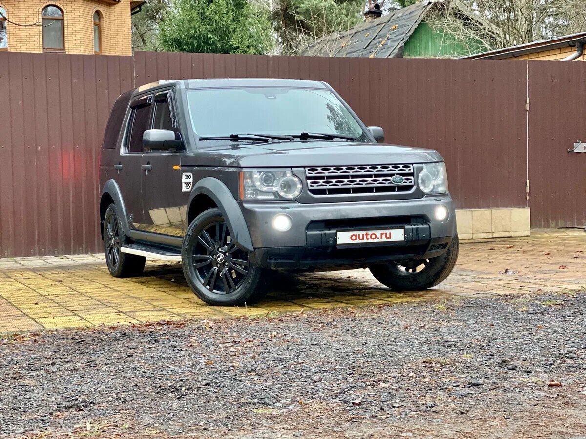 Land rover discovery 3 2008. Discovery 3 2. 7 дизель. дискавери 3 2. ) чёрный с пробегом на снегу.