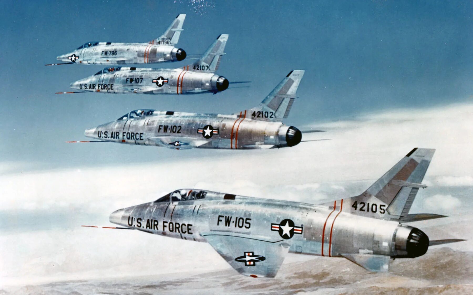 F 100. F-100f super sabre. f-100 sabre. самолет f-100 super sabre. north american f-100a/c super sabre.